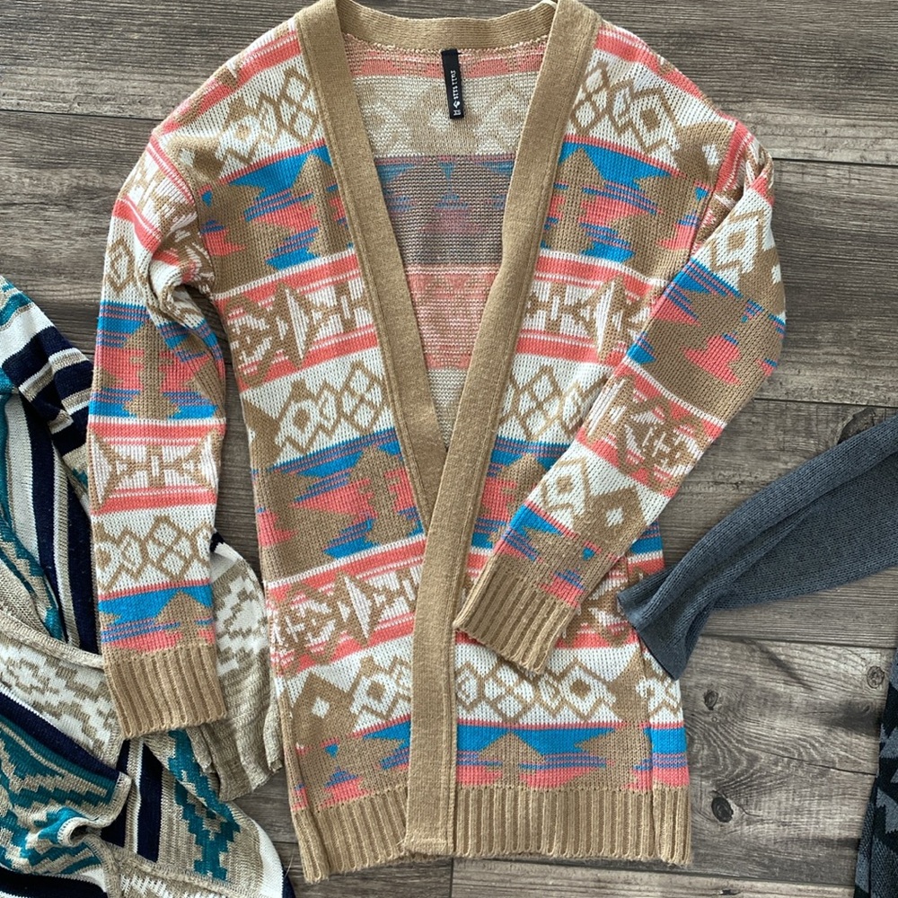 Trendy Patterned Cardigans Set- see description! - Picture 4 of 6